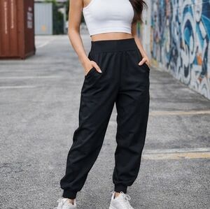 HALARA Black Joggers High Waisted Lightweight Athleisure Cuffed Pants Pockets